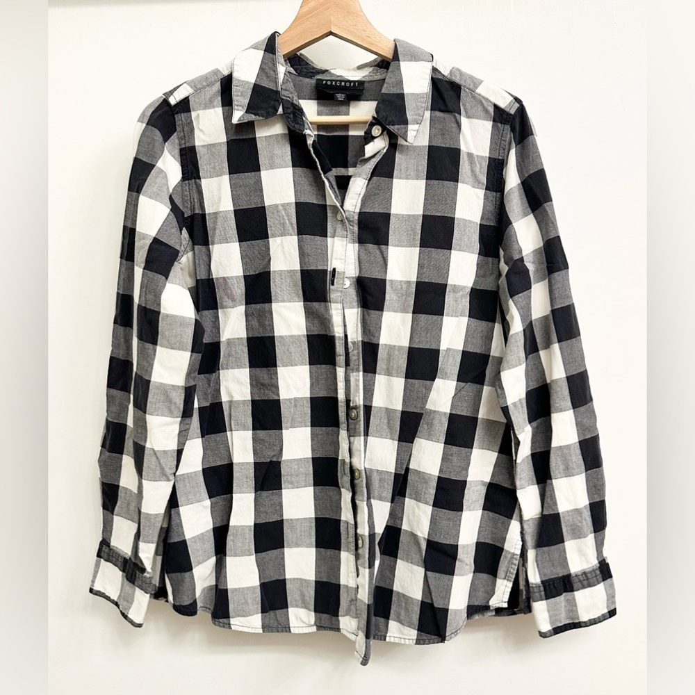 Foxcroft buffalo plaid print long sleeve button up shirt size 12, feminine fit